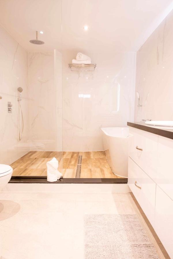 קורלחו Luxury Apartments Sabi Waikiki Con Garaje מראה חיצוני תמונה